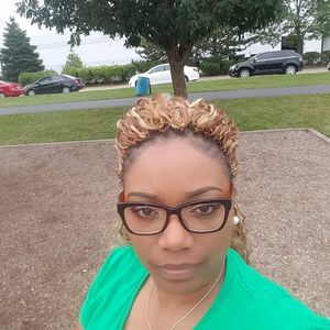 Meet your Posher, Umeka